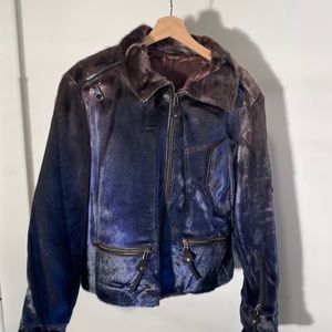 Seal fur jacket value 2500$-new never worn